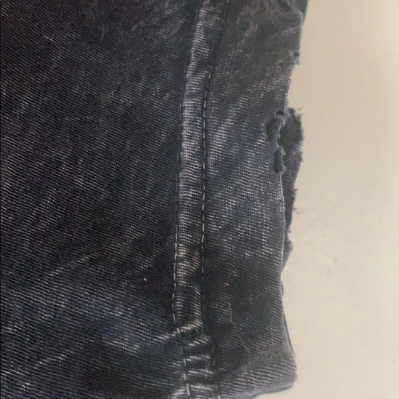 Blacks tee - Picture 7 of 7